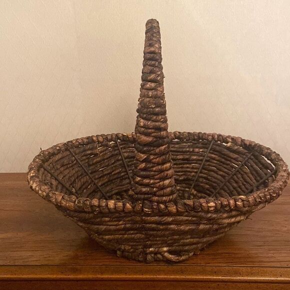 Dark Brown Woven Handled Oval Rustic Open Basket - Picture 4 of 12